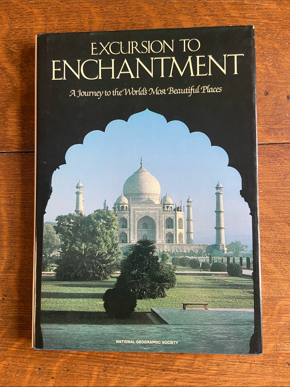 📕 VTG 80s Hardcover Book Excursion to Enchantment Worlds Most Beautiful Places